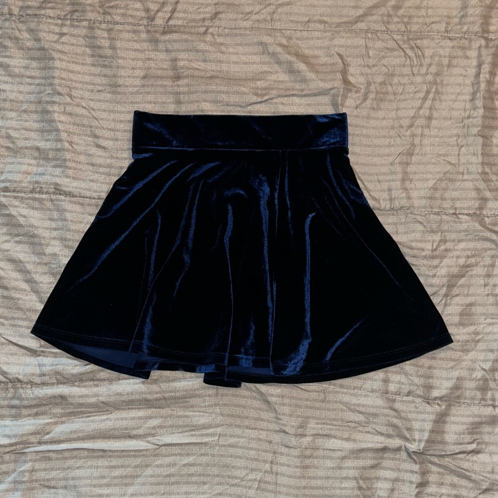 Forever 21 Navy Velvet Skater Skirt